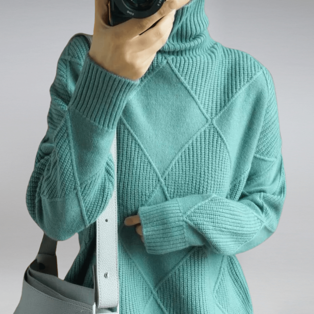 ZOE | SOFT TURTLENECK SWEATER