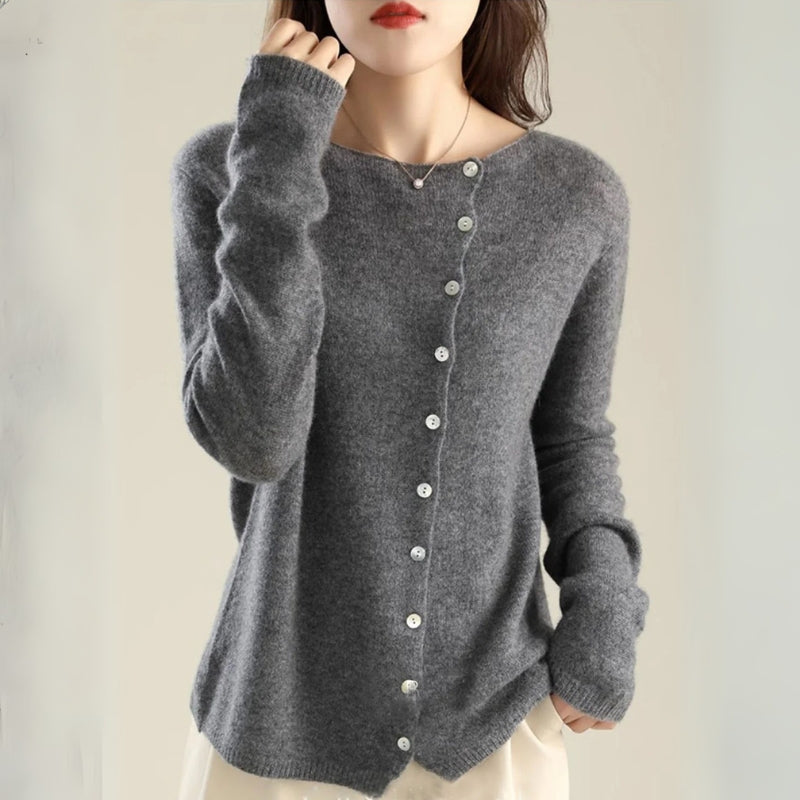 SIA | CLASSIC CREW NECK CARDIGAN