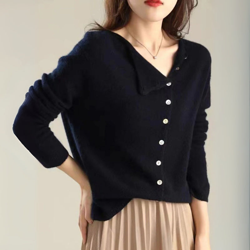 SIA | CLASSIC CREW NECK CARDIGAN