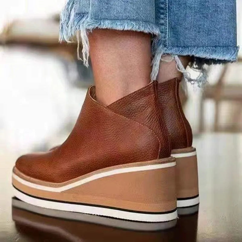ZARA | ELEVATED LEATHER BOOTS